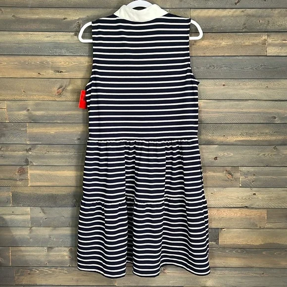 New Nautica Brand Dress with Pockets Size Medium in Navy and White - Picture 4 of 14